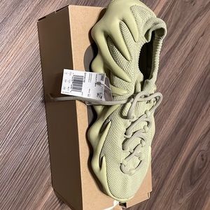 Mens Yeezy 450 size 12 brand new with tags